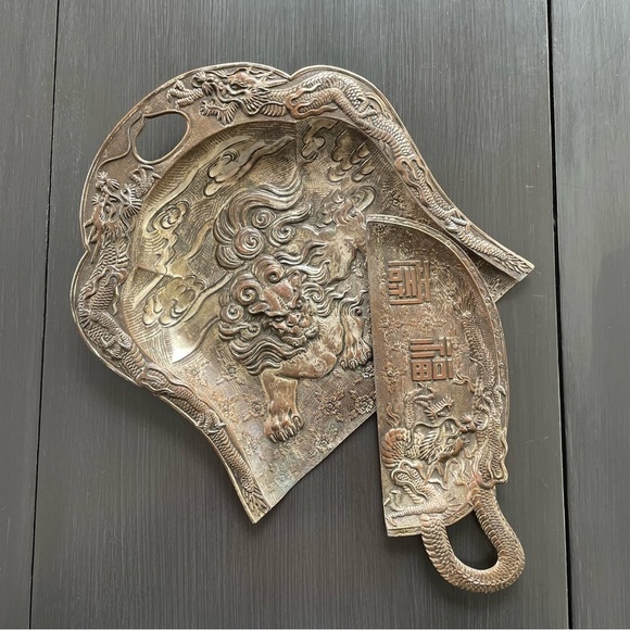 Vintage Japanese Raised Dragon Serpent Butler Crumb Set - Picture 5 of 12